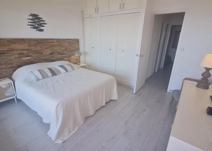 3/4 Pieces Climatise, & Vue - Fr-1-780-23 شقة