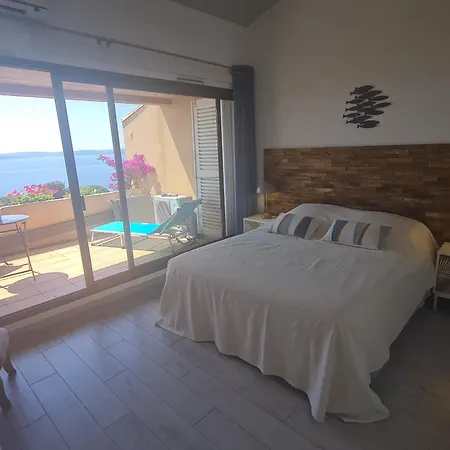 Apartment 3/4 Pieces Climatise, & Vue - Fr-1-780-23 *