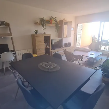 3/4 Pieces Climatise, & Vue - Fr-1-780-23 *