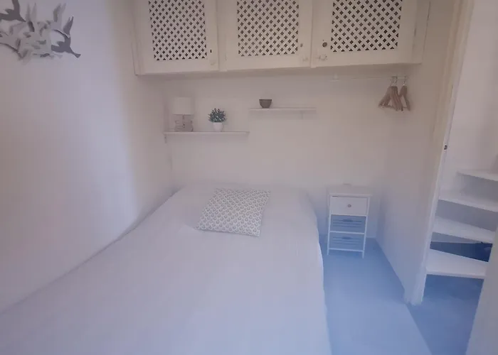 3/4 Pieces Climatise, & Vue - Fr-1-780-23 *